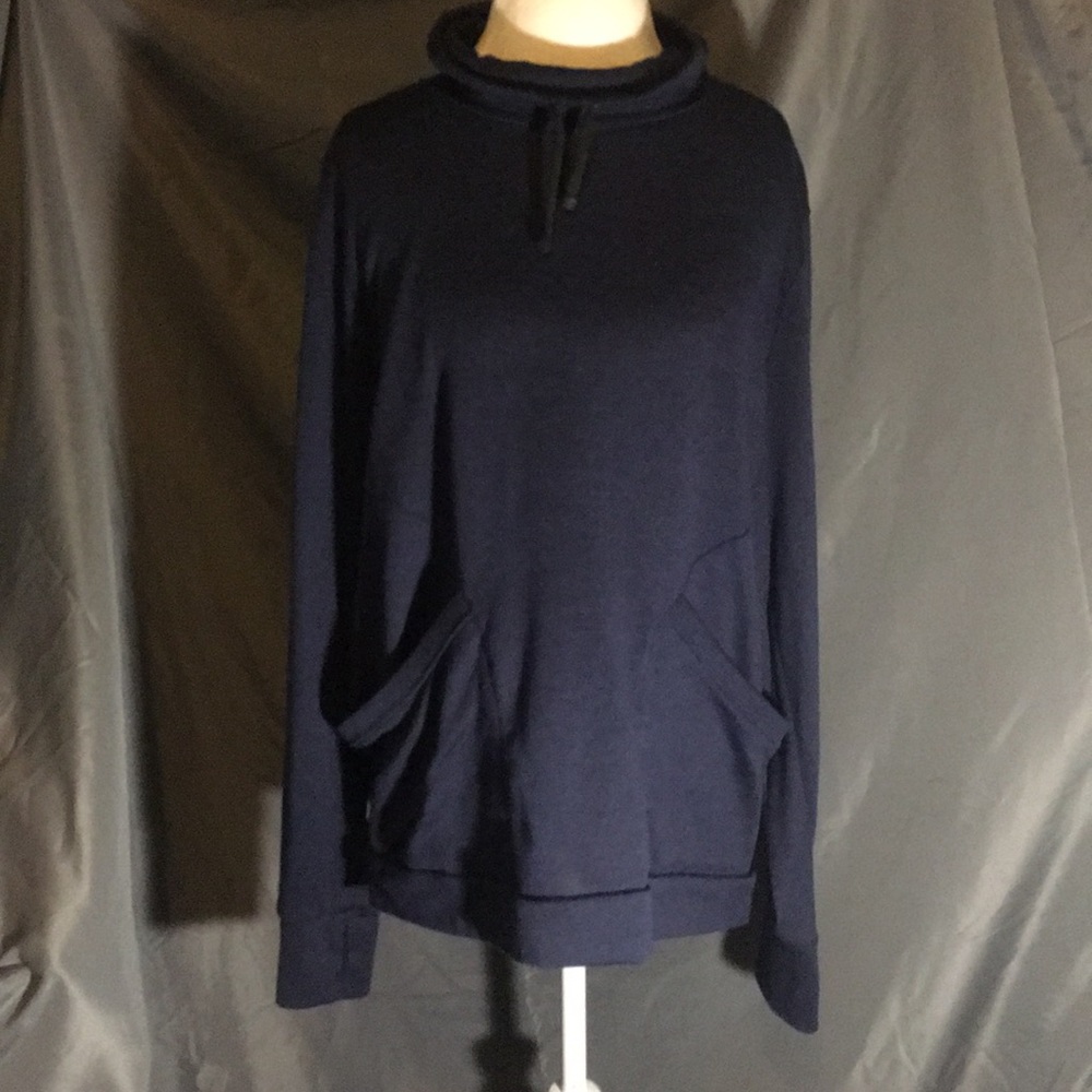 Old Navy sweatshirt
